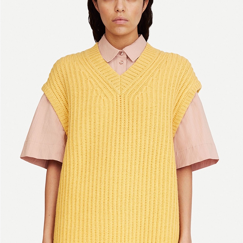Samsoe Samsoe Yellow Sweater Vest – One Size (Oversized Fit)